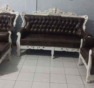 Sofa Tamu Bergaya Klasik